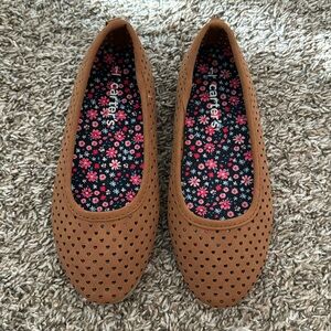 Never worn Carter slip on!